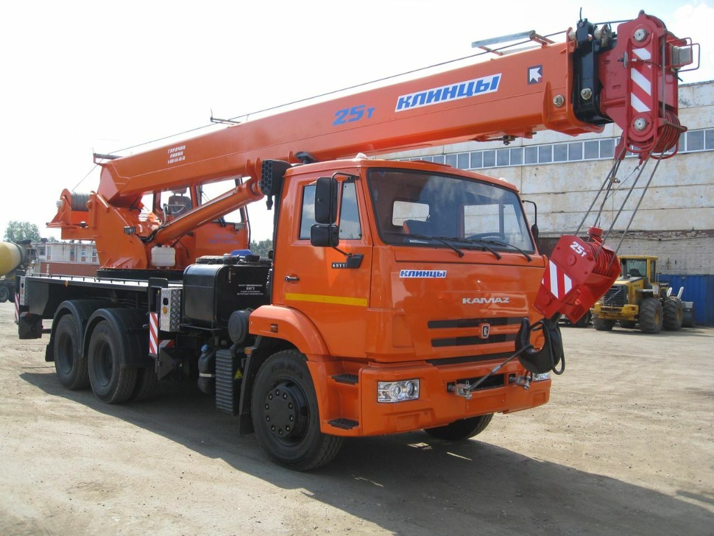 КС-55713-1К — аренда автокрана 25 т