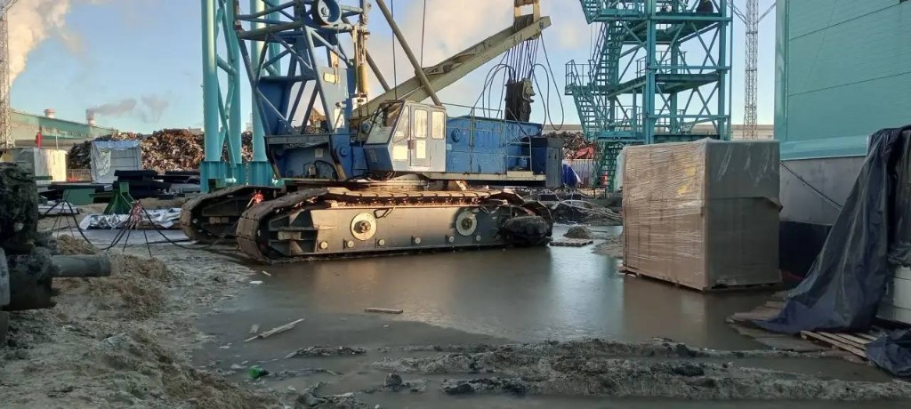 МКГС-100 — аренда гусеничного крана до 100 т